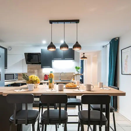 Le Clos Du Saint-Amour - Centre-Ville Apartament